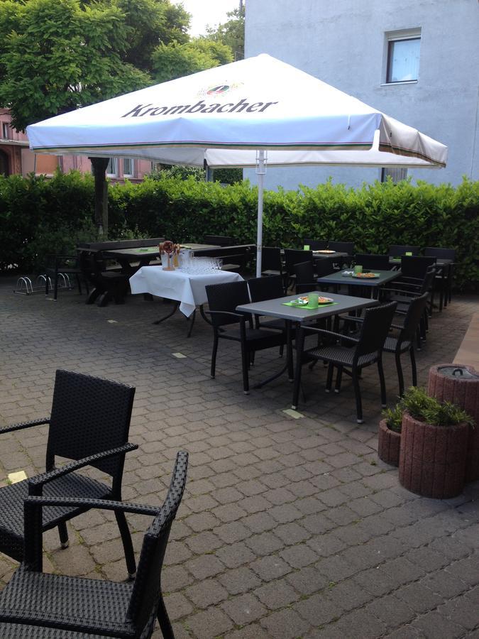 Hausener Dorfkrug Hotel Frankfurt nad Menem Zewnętrze zdjęcie
