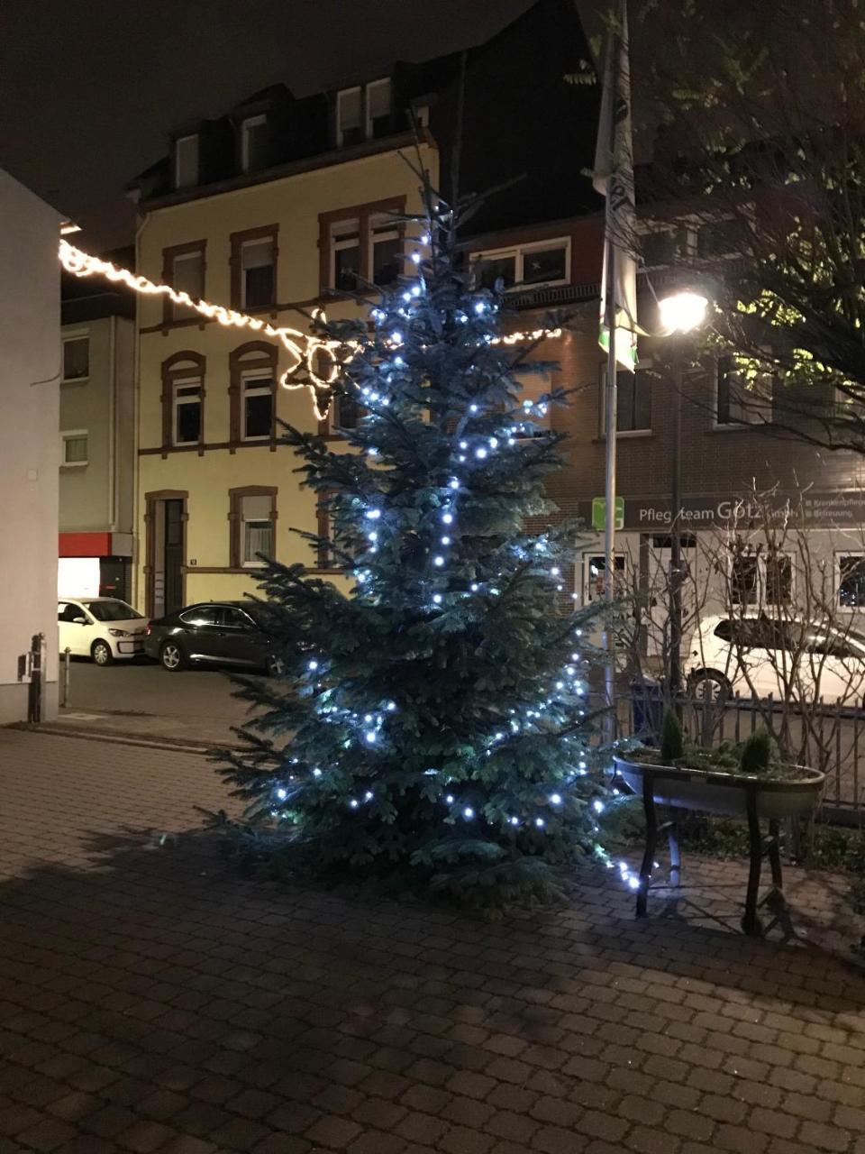 Hausener Dorfkrug Hotel Frankfurt nad Menem Zewnętrze zdjęcie